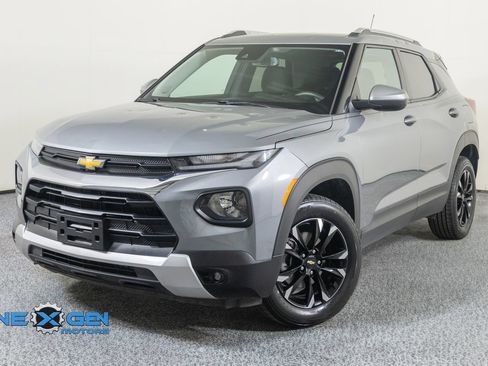 Used 2023 Chevrolet TrailBlazer LT w/ Convenience Package AWD/4WD image 10