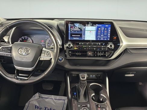 Used 2022 Toyota Highlander Platinum AWD/4WD image 20