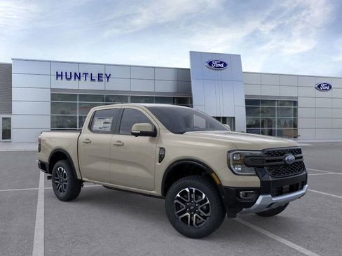 New 2025 Ford Ranger Lariat w/ FX4 Off-Road Package image 7