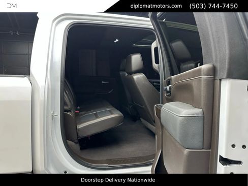 Used 2020 GMC Sierra 3500 Denali w/ Denali Ultimate Package image 23