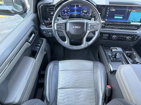 Used 2023 Chevrolet Silverado 1500 ZR2 AWD/4WD image 15