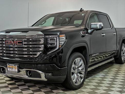 Used 2023 GMC Sierra 1500 Denali AWD/4WD image 5