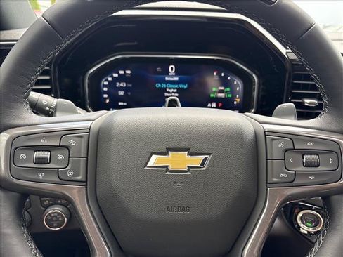 Certified 2026 Chevrolet Silverado 1500 High Country AWD/4WD image 16