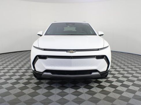 Used 2024 Chevrolet Equinox EV LT image 28