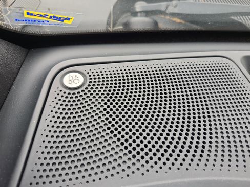 Used 2023 Ford Bronco Wildtrak image 27