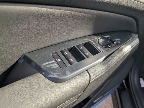 New 2026 Kia Sportage SX image 15