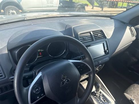 Used 2024 Mitsubishi Outlander Sport ES AWD/4WD image 9