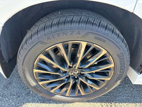 New 2026 INFINITI QX80 Autograph w/ Premium Cargo Package AWD/4WD image 21