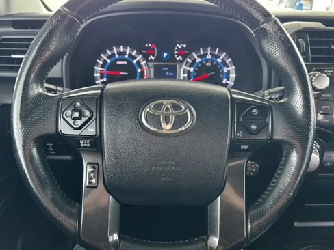 Used 2016 Toyota 4Runner Trail Premium w/ Four Season Floor Mat Package AWD/4WD image 10