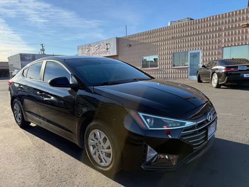Used 2020 Hyundai Elantra SE w/ Cargo Package (C1) image 6