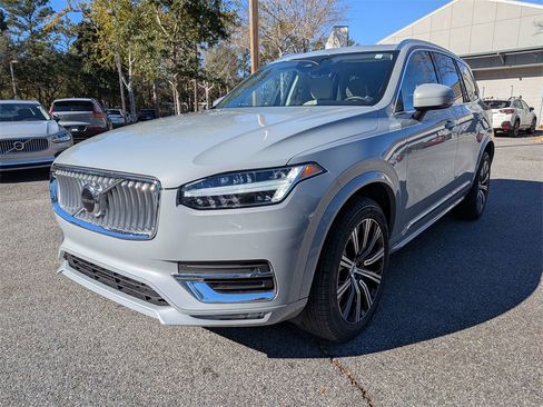 Certified 2024 Volvo XC90 B6 Core w/ Protection Package Premier image 8