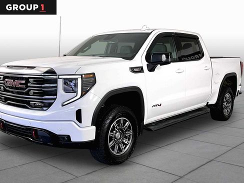 Certified 2024 GMC Sierra 1500 AT4 w/ AT4 Premium Package AWD/4WD image 1
