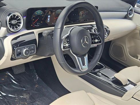 Certified 2023 Mercedes-Benz CLA 250 image 10