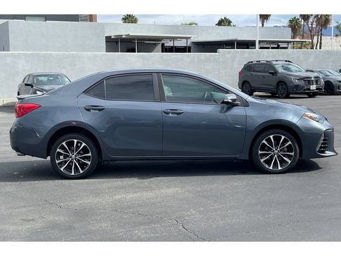 Used 2019 Toyota Corolla SE w/ Carpet Mat Package (TMS) FWD image 8
