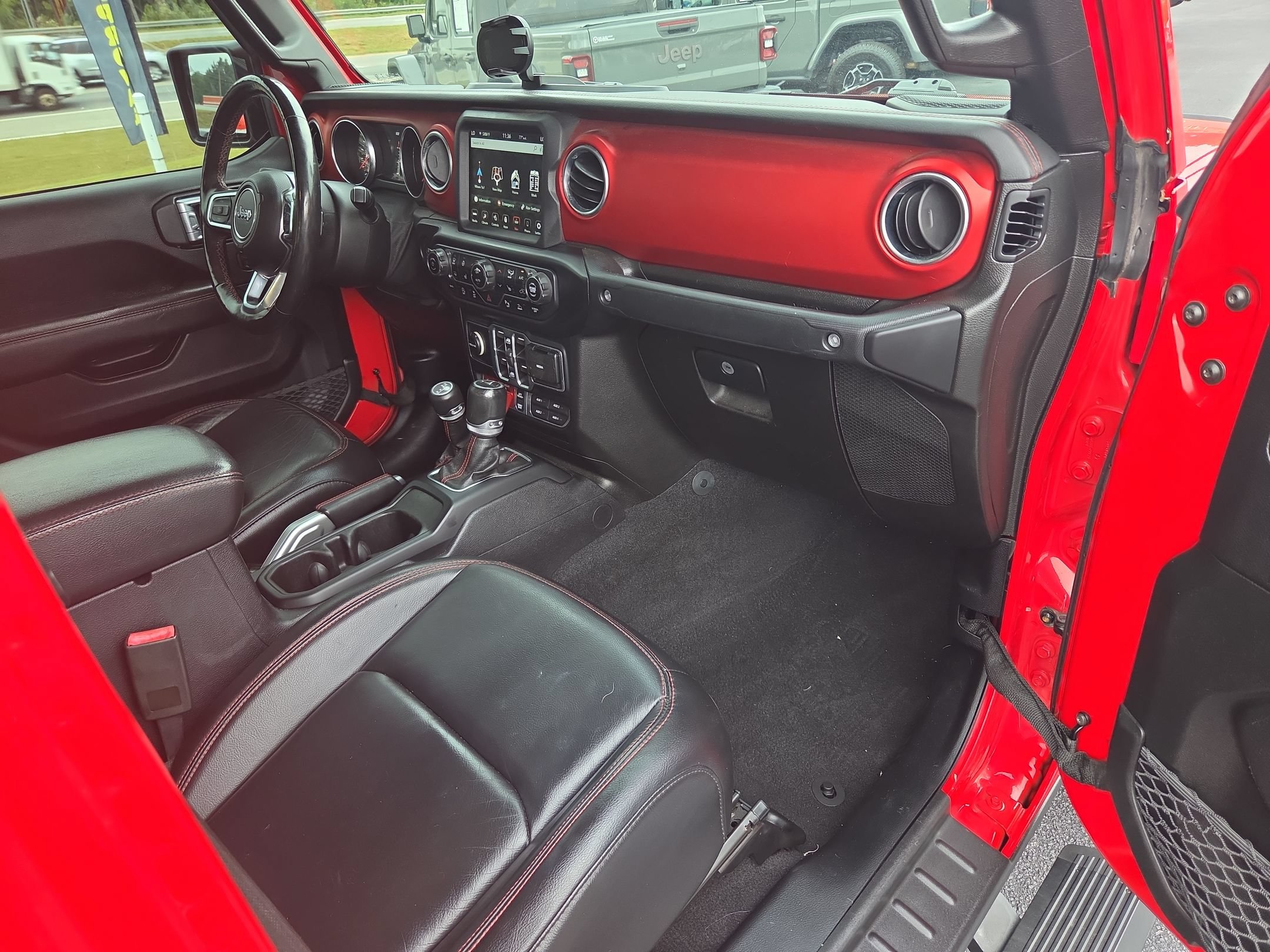 Used 2020 Jeep Gladiator Rubicon AWD/4WD image 25