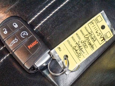 Used 2022 Chrysler 300 S image 20