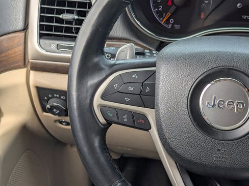 Used 2016 Jeep Grand Cherokee Laredo image 20