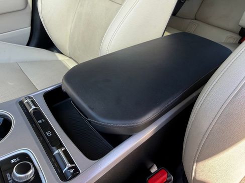 Used 2022 Kia Stinger GT1 RWD image 33