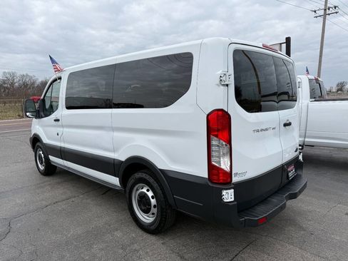 Used 2016 Ford Transit 150 XL image 7