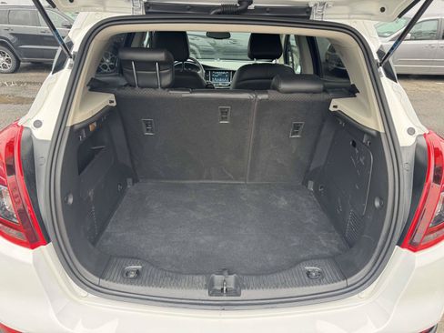 Used 2020 Buick Encore Preferred FWD image 15