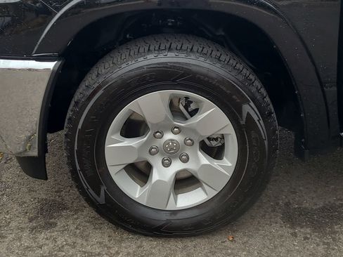 Used 2025 RAM 1500 Big Horn image 16