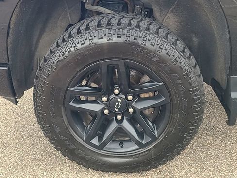 Used 2022 Chevrolet Silverado 1500 LT Trail Boss w/ LT Trail Boss Premium Package AWD/4WD image 10