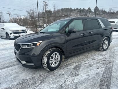 Used 2023 Kia Carnival LX