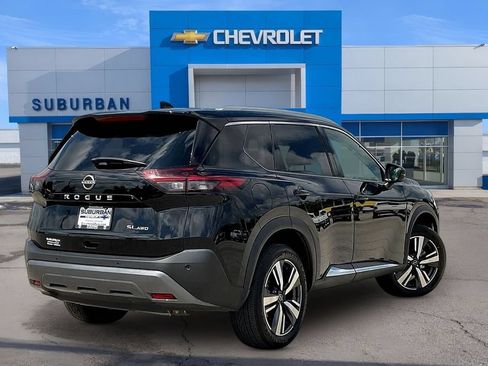 Used 2023 Nissan Rogue SL AWD/4WD image 4