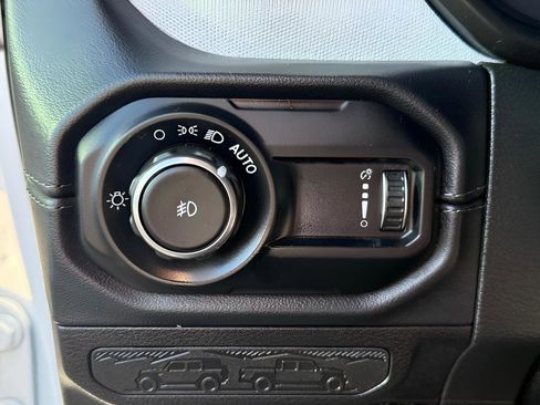 Used 2024 Jeep Wrangler Sahara w/ Safety Group image 14