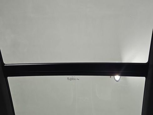 New 2026 Volkswagen Tiguan SEL R-Line image 21