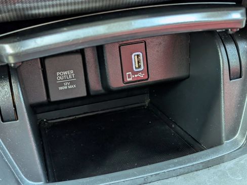 Used 2018 Honda Accord Sport image 29