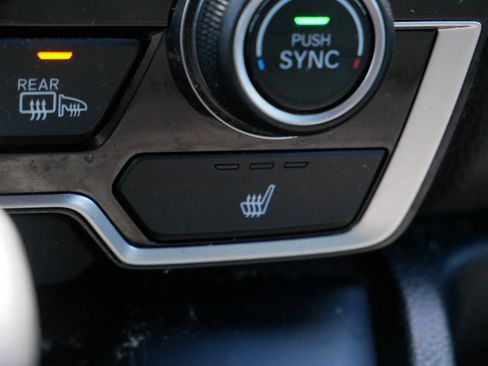 Used 2019 Honda CR-V EX image 31
