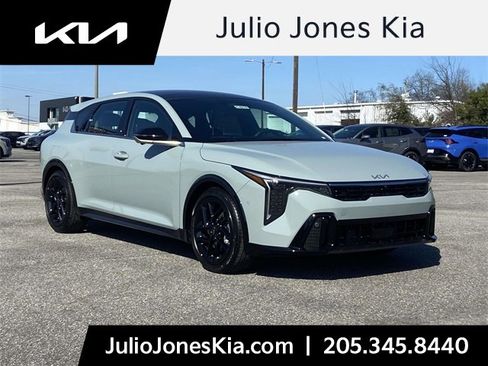 New 2026 Kia K4 GT-Line Turbo image 1