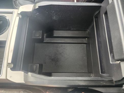 Used 2017 Ford F250 Lariat w/ Lariat Ultimate Package image 19