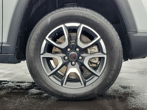Used 2025 Jeep Compass Trailhawk AWD/4WD image 5