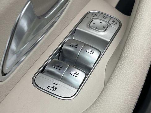 Certified 2025 Mercedes-Benz GLE 350 4MATIC image 18
