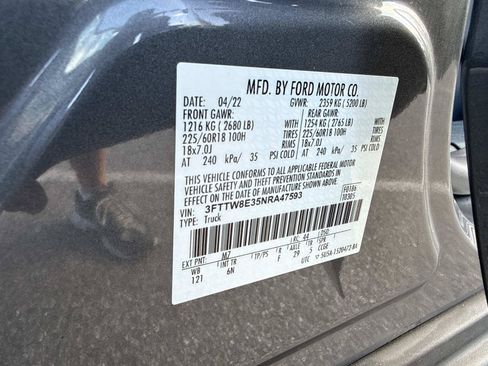 Used 2022 Ford Maverick Lariat w/ Lariat Luxury Package FWD image 32