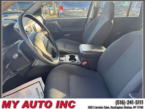 Used 2004 Jeep Grand Cherokee Laredo w/ Convenience Group image 21