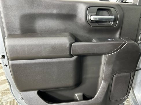 Used 2025 Chevrolet Silverado 1500 Custom w/ Turbomax Blackout Package AWD/4WD image 19