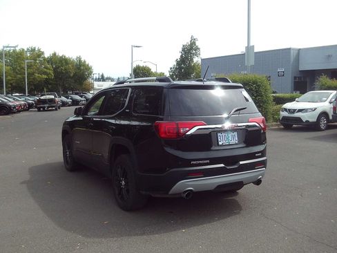 Used 2018 GMC Acadia SLT AWD/4WD image 3