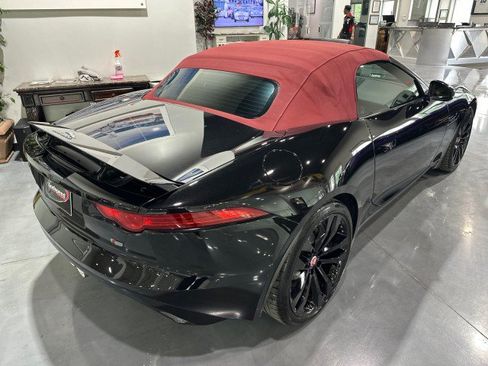 Used 2015 Jaguar F-TYPE S RWD image 40