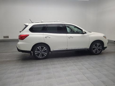 Used 2017 Nissan Pathfinder Platinum w/ Family Entertainment Package image 10