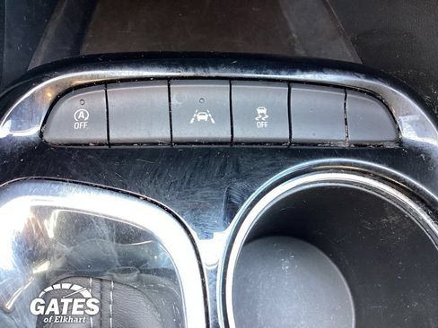 Used 2023 Buick Encore GX Select FWD image 35