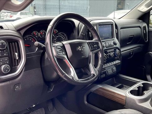 Used 2019 Chevrolet Silverado 1500 RST w/ True North Edition AWD/4WD image 17