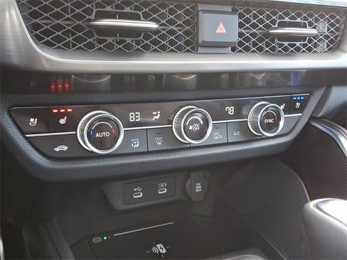 Used 2025 Acura ADX A-Spec image 16