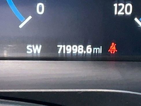 Used 2022 Ford F150 Lariat image 27