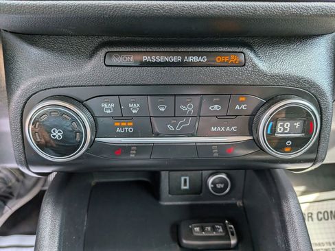 Used 2020 Ford Escape SE FWD image 55