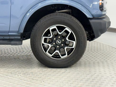 Used 2024 Ford Bronco Outer Banks AWD/4WD image 10