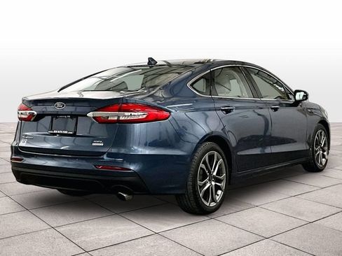 Used 2019 Ford Fusion SEL FWD image 11
