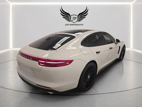 Used 2018 Porsche Panamera 4 AWD/4WD image 4